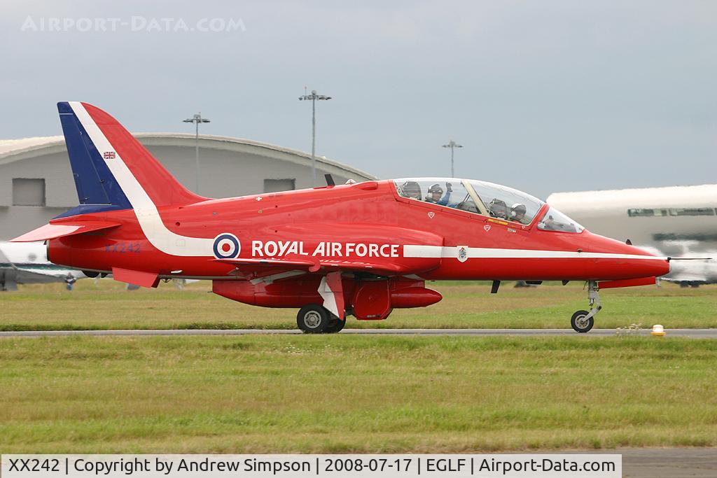 XX242, 1978 Hawker Siddeley Hawk T.1 C/N 078/312078, Farnborough Airshow 2008.