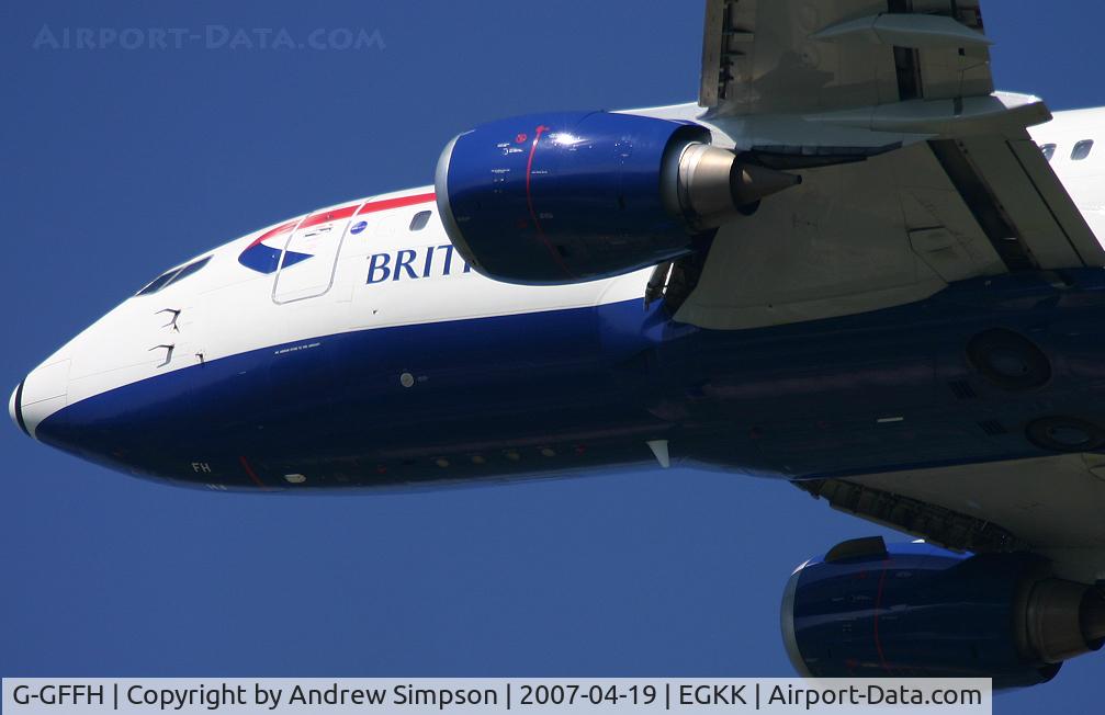 G-GFFH, 1994 Boeing 737-5H6 C/N 27354, Departing LGW.