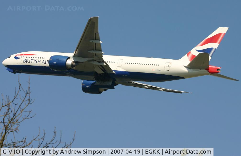 G-VIIO, 1999 Boeing 777-236 C/N 29320, Departing LGW.