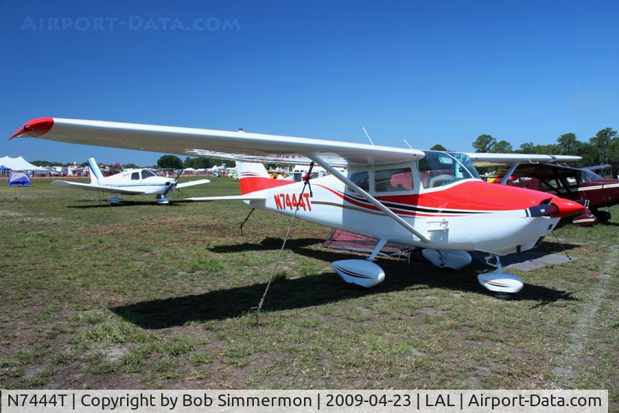 N7444T, 1959 Cessna 172A C/N 47044, Sun N Fun 2009 - Lakeland, Florida