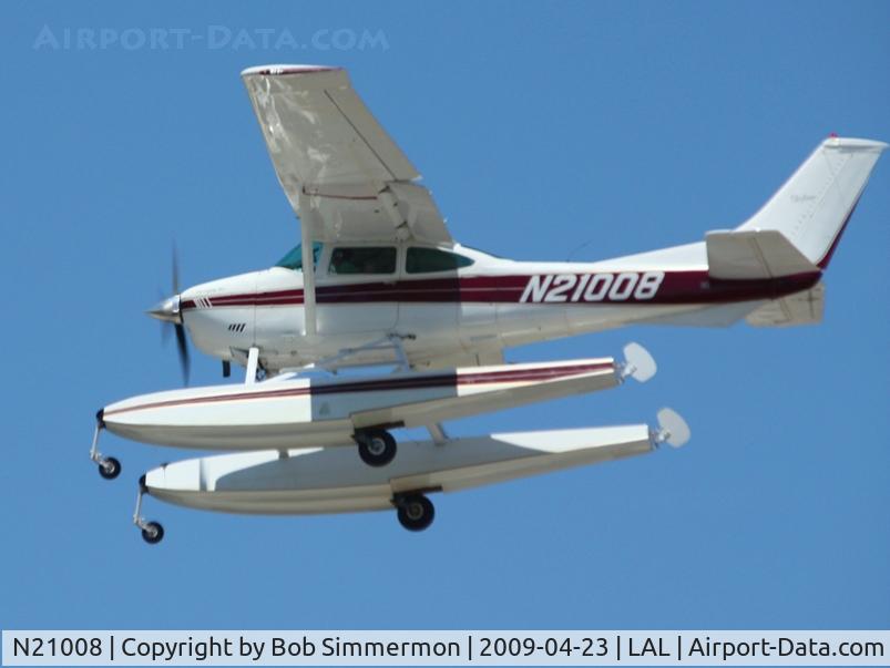 N21008, 1972 Cessna 182P Skylane C/N 18261353, Sun N Fun 2009 - Lakeland, Florida