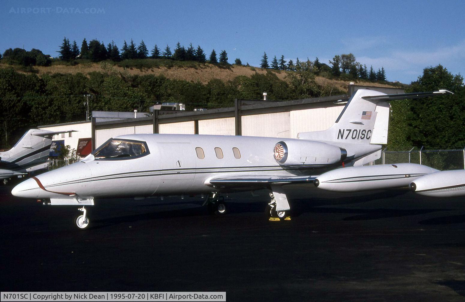 N701SC, Gates Learjet 24D C/N 24D-235, KBFI