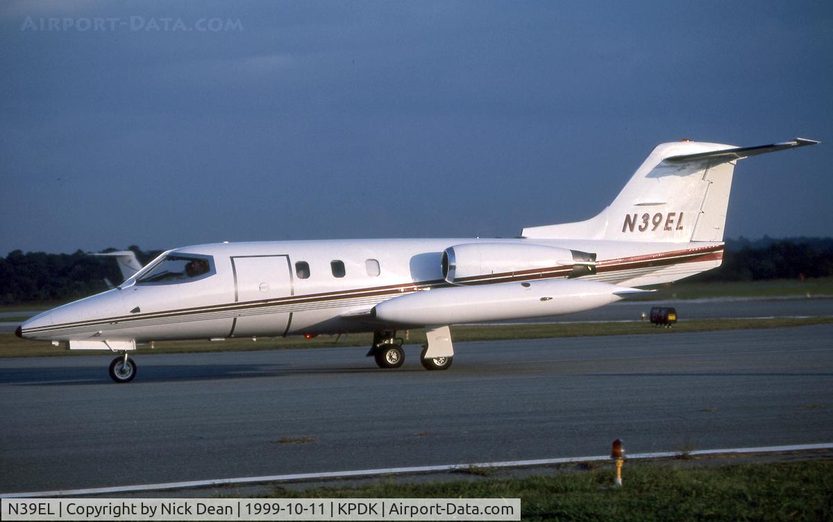 N39EL, 1966 Learjet 24D C/N 251, KPDK