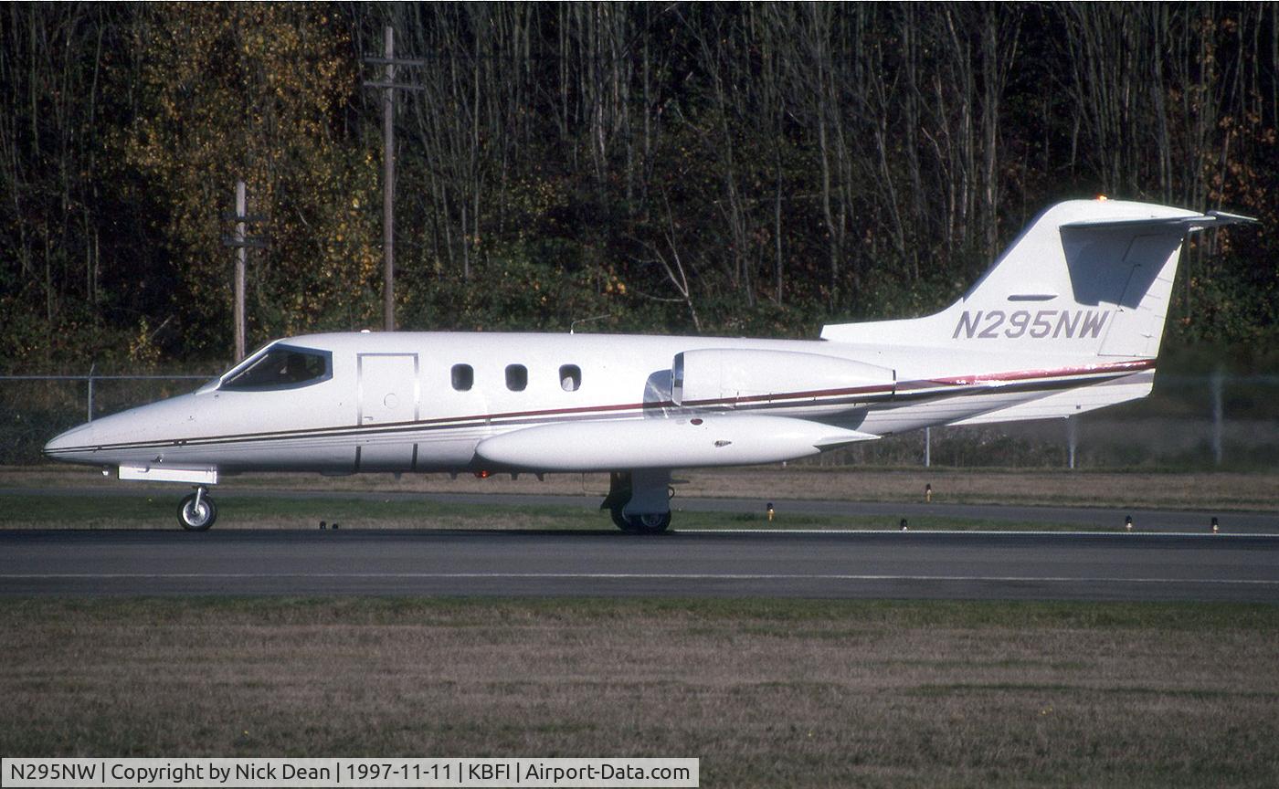 N295NW, 1974 Learjet 24D C/N 295, KBFI