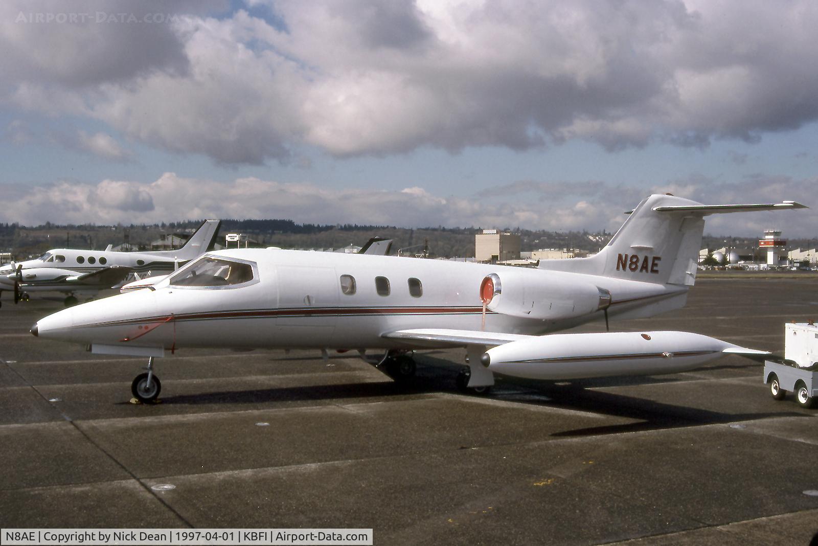N8AE, 1976 Learjet 24E C/N 24E-335, KBFI