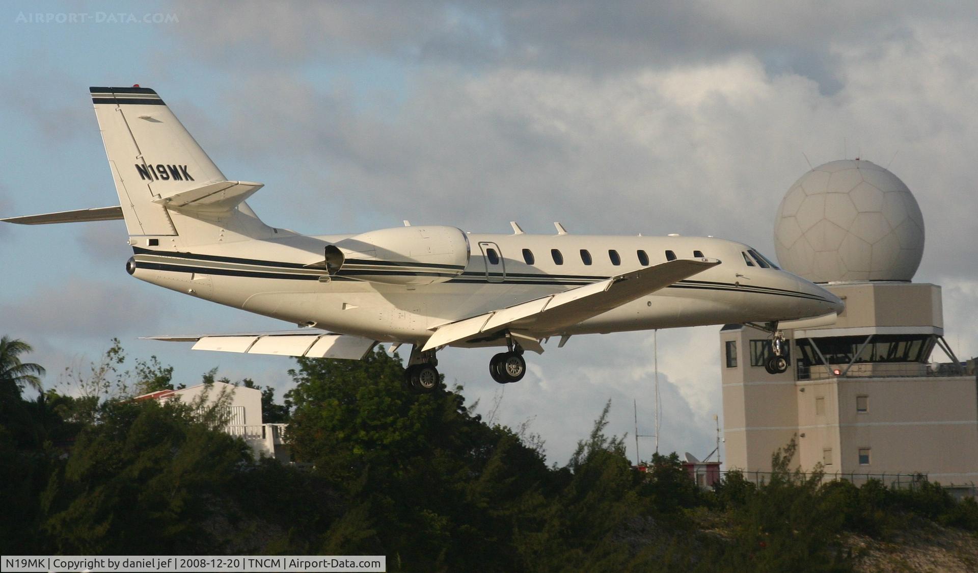 N19MK, 2005 Cessna 680 Citation Sovereign C/N 680-0052, Landing 10
