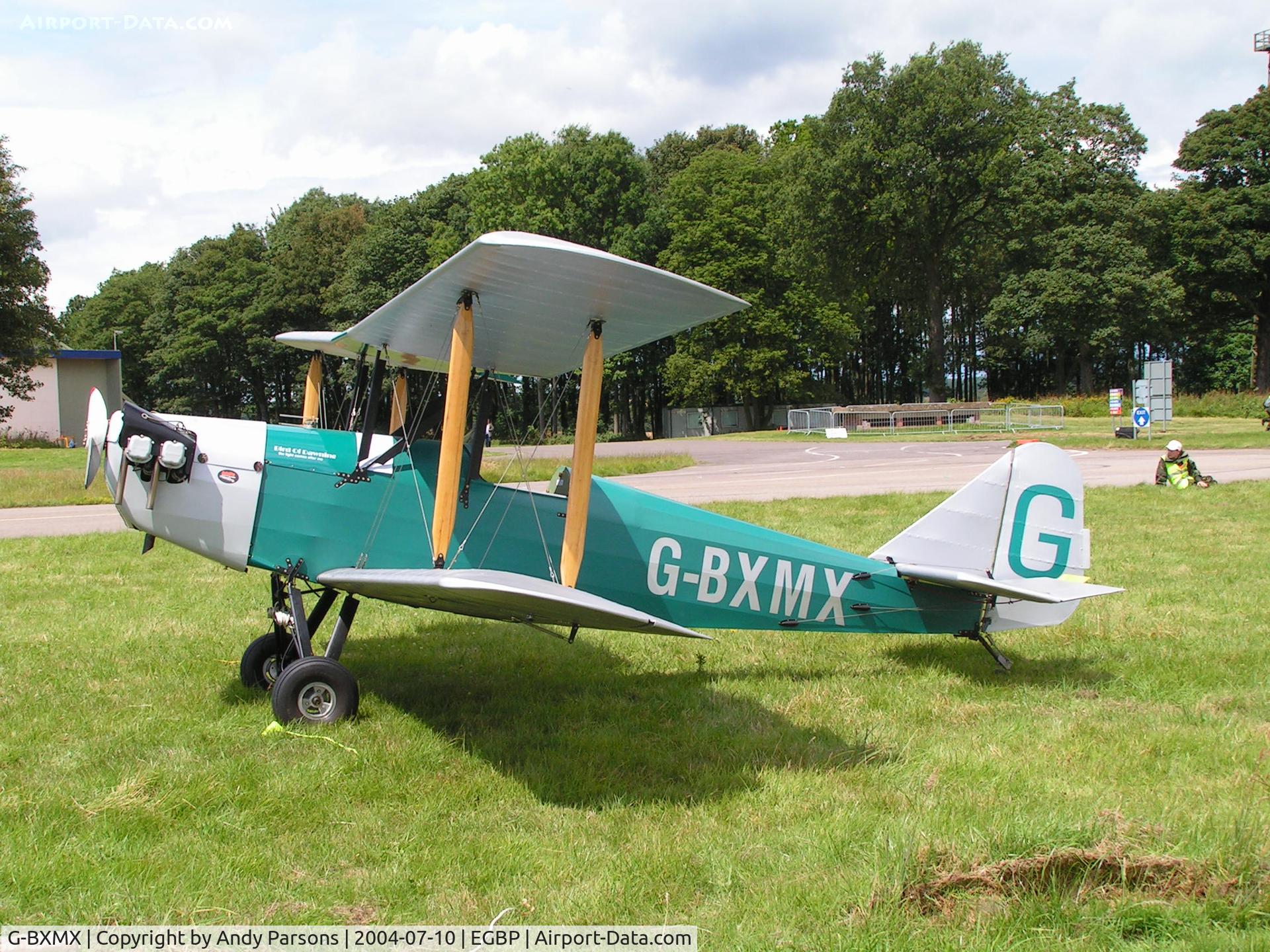 G-BXMX, 2003 Phoenix Currie Wot C/N PFA 058-13055, AT kemble PFA Rallye 2004