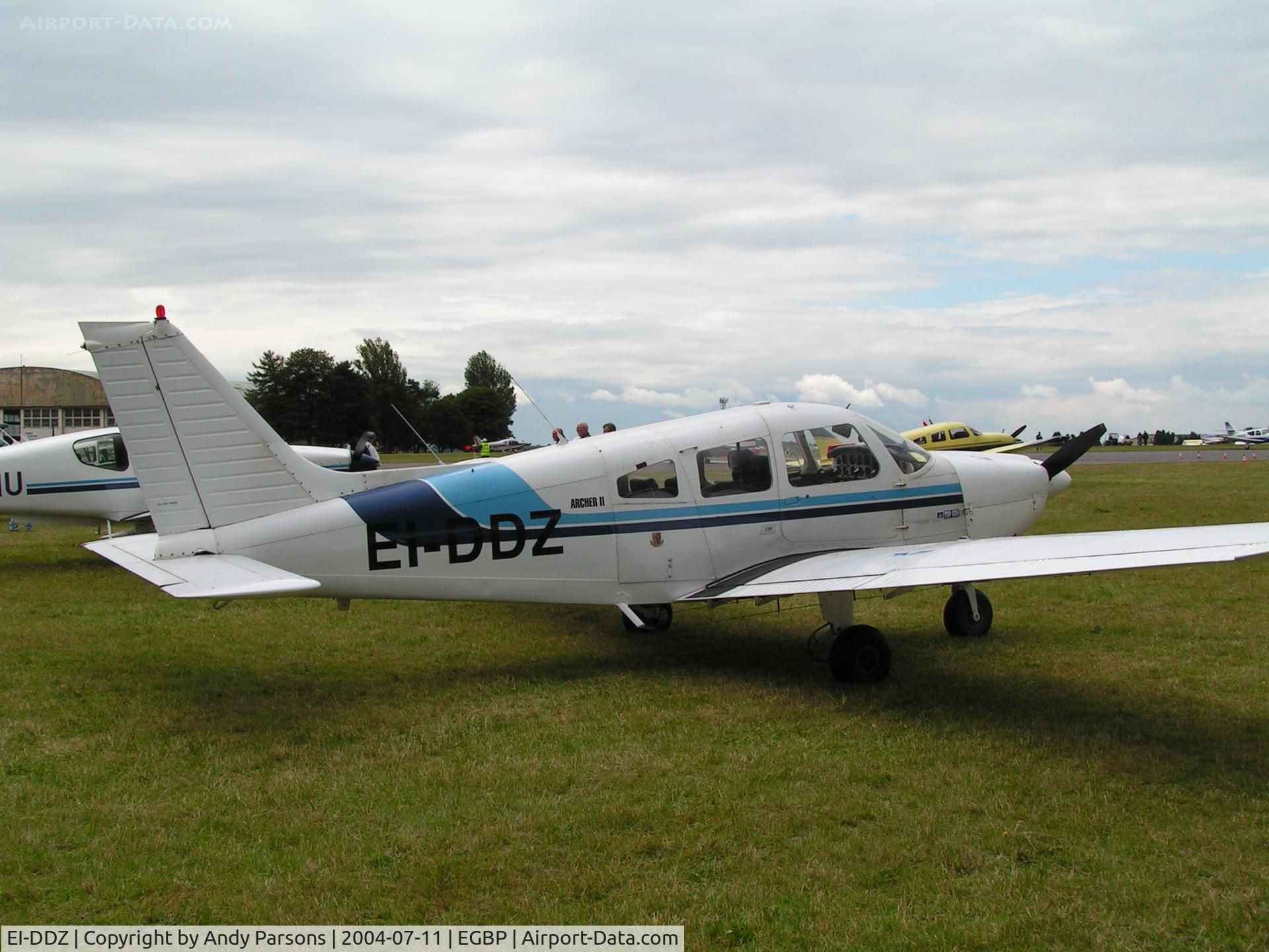 EI-DDZ, 1976 Piper PA-28-181 Archer II C/N 28-7690211, AT kemble PFA Rallye 2004