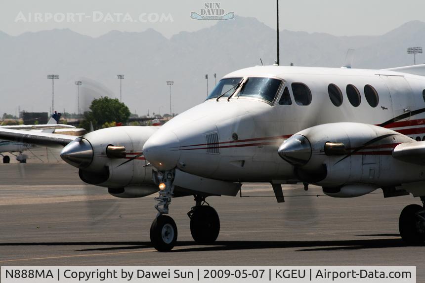 N888MA, 1975 Beech C90GTI King Air C/N LJ-656, kingair