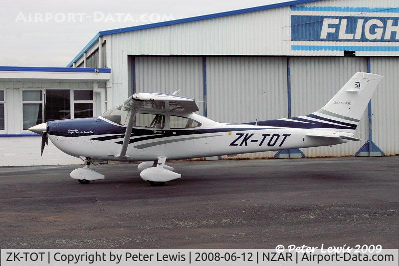 ZK-TOT, 2006 Cessna 182T Skylane C/N 18281768, Kapiti Districts AC, Paraparaumu