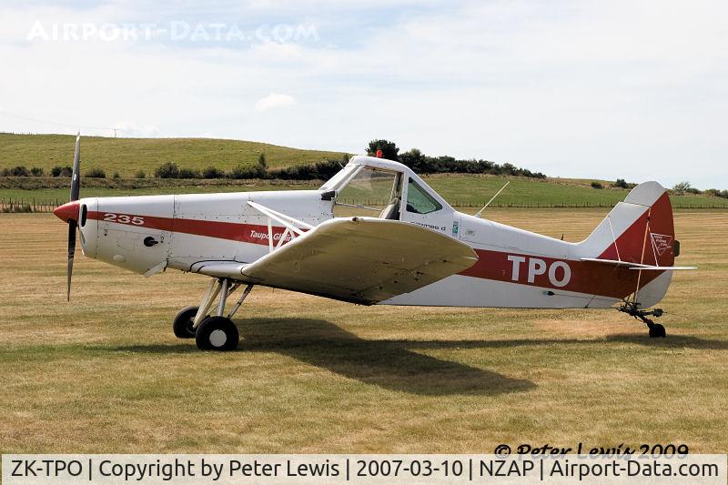 ZK-TPO, Piper PA-25-235 C/N 25-7405792, Taupo Gliding Club, Taupo