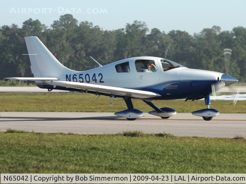 N65042, 2004 Lancair LC42-550FG C/N 42042, Sun N Fun 2009 - Lakeland, Florida