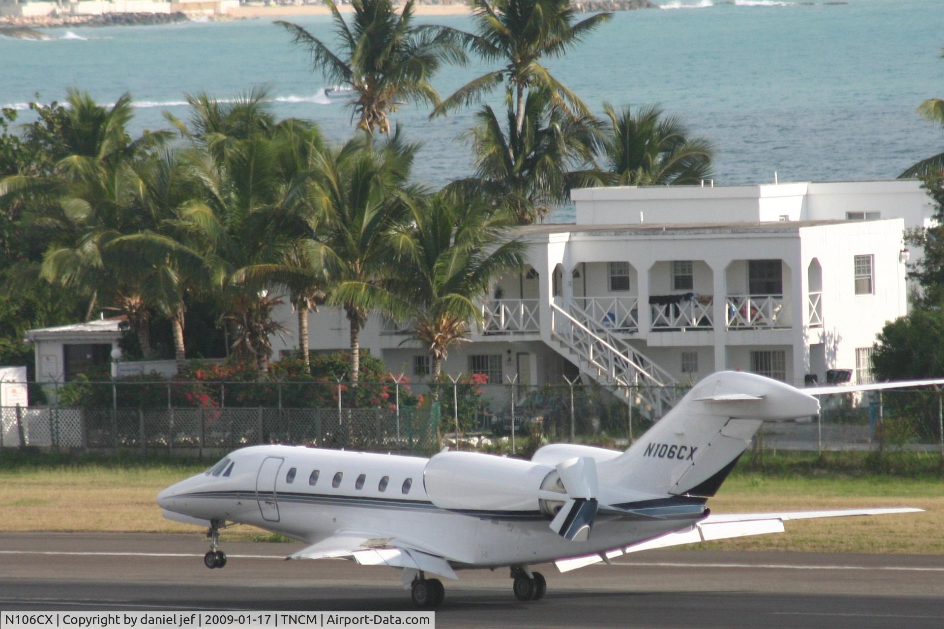 N106CX, 2000 Cessna 750 Citation X Citation X C/N 750-0106, Landing 10