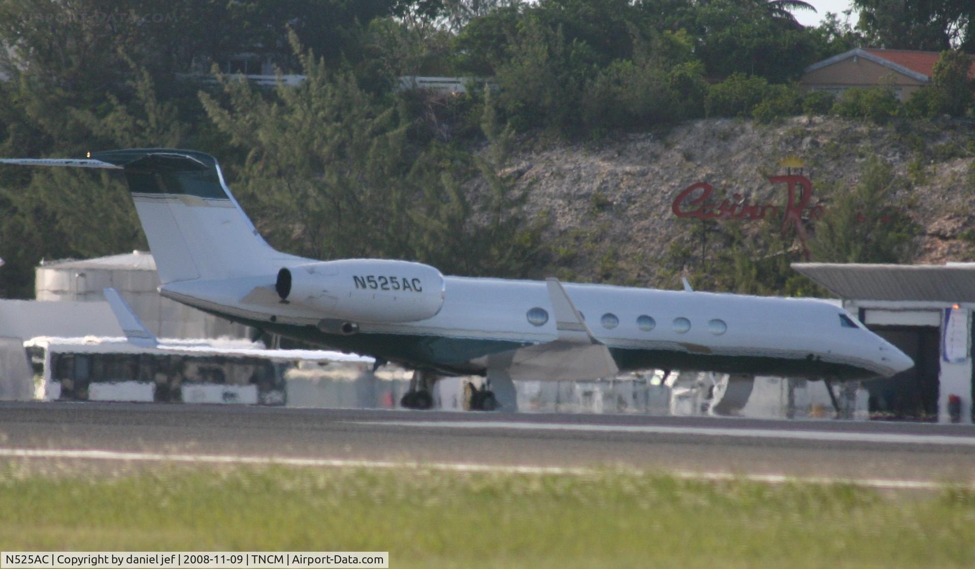 N525AC, 2002 Gulfstream Aerospace G-V C/N 691, park at the  tncm ramp