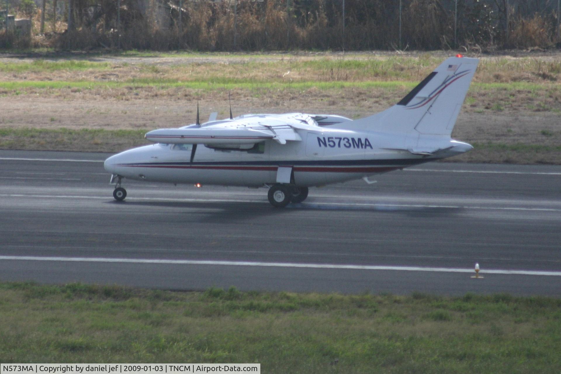 N573MA, 1969 Mitsubishi MU-2B-20 C/N 162, Landing 10