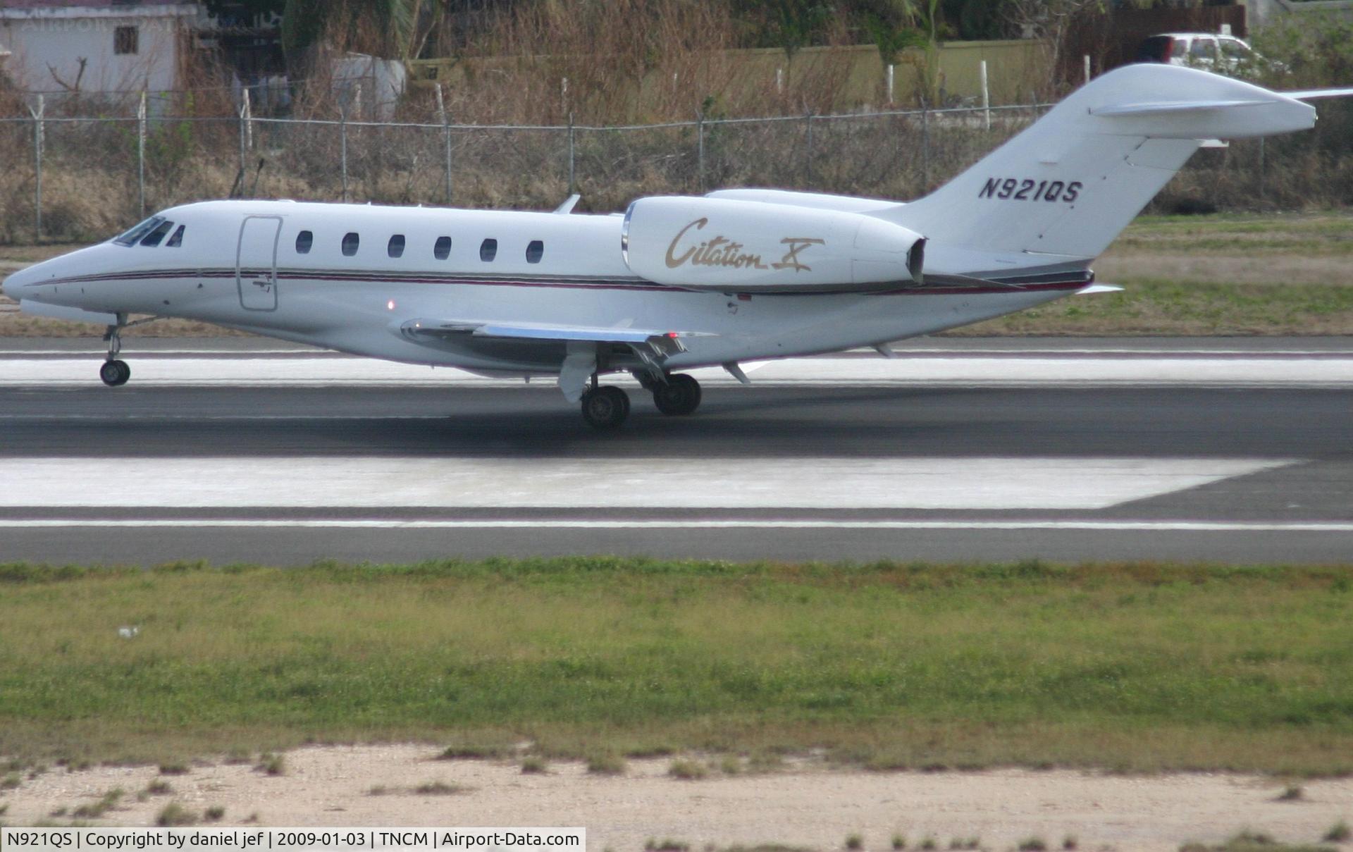N921QS, 2005 Cessna 750 Citation X C/N 750-0241, Landing 10