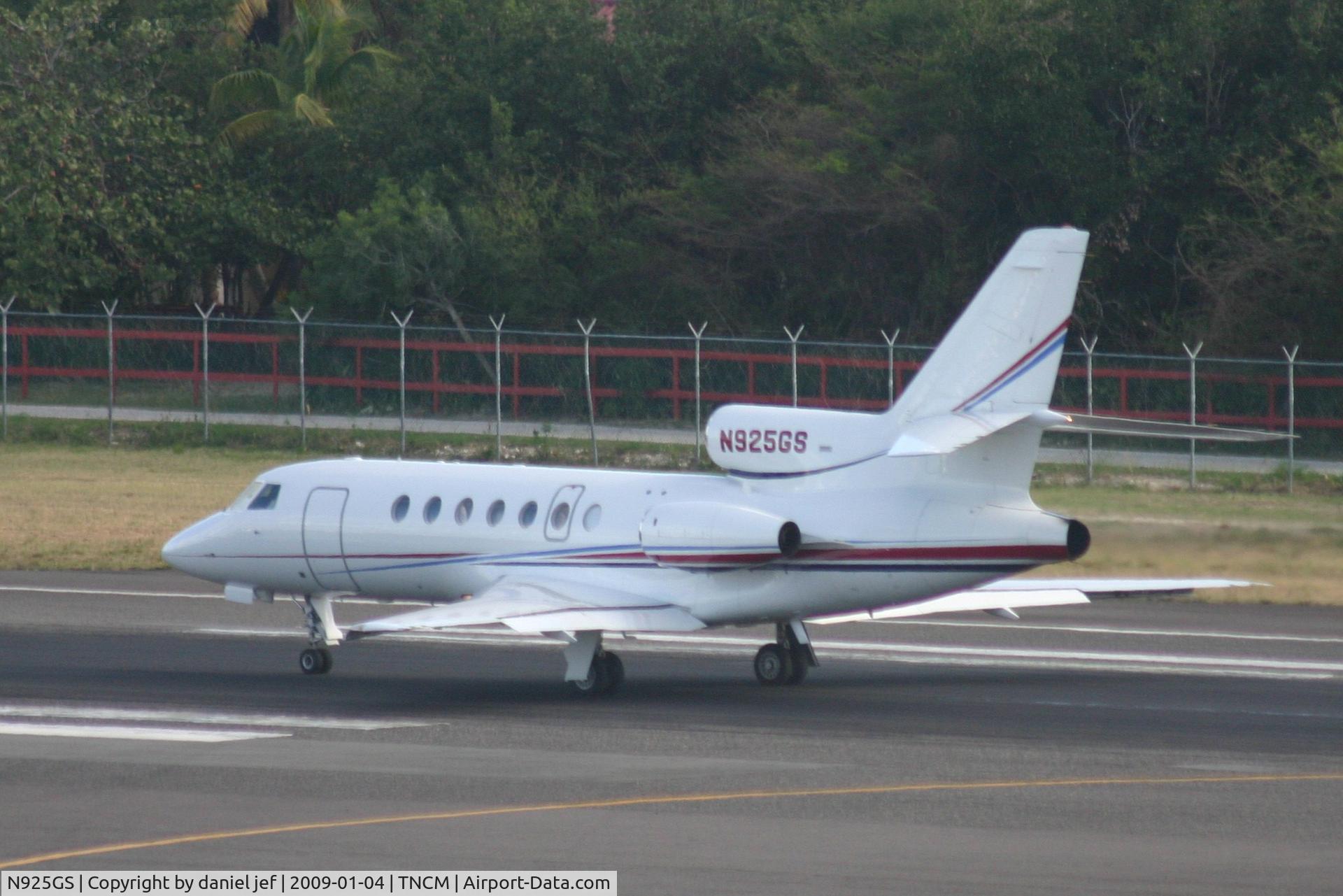 N925GS, Dassault Falcon 50 C/N 90, Landing 10