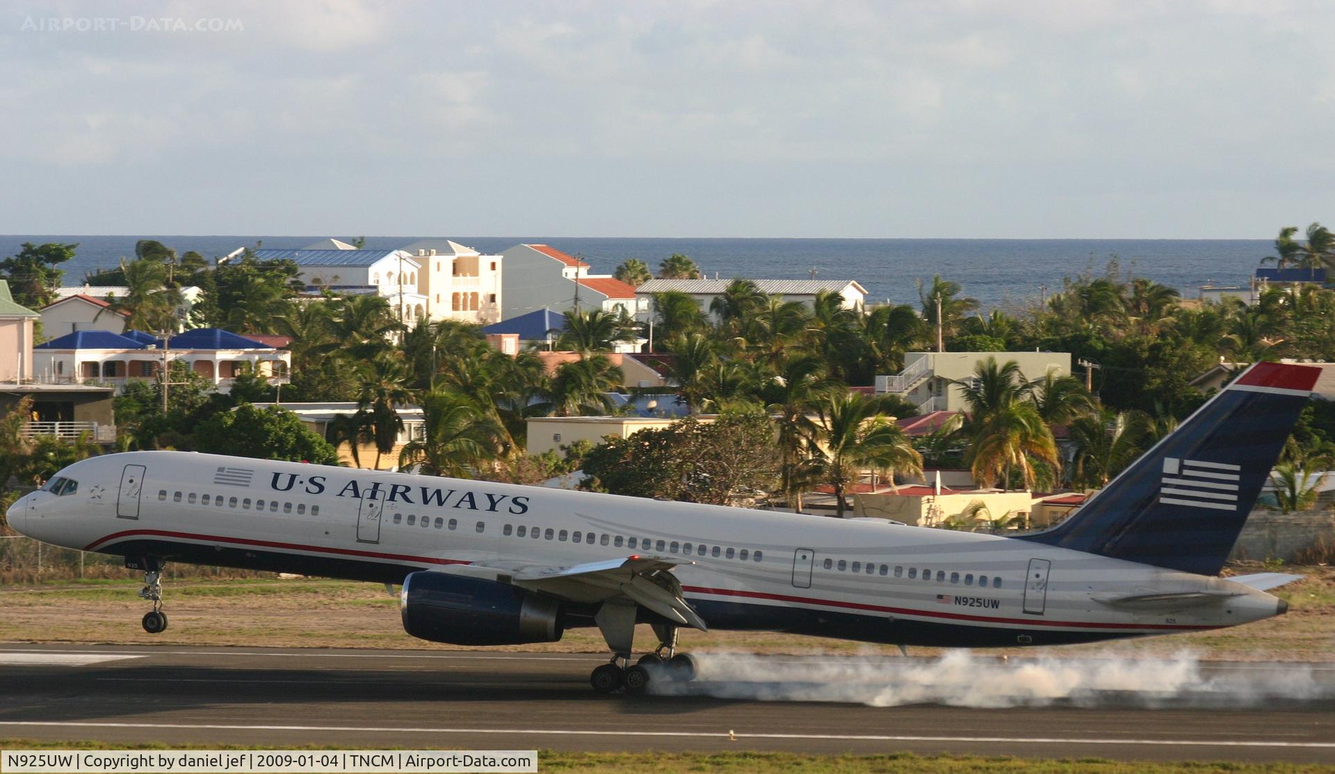 N925UW, 1983 Boeing 757-225 C/N 22205, Landing 10