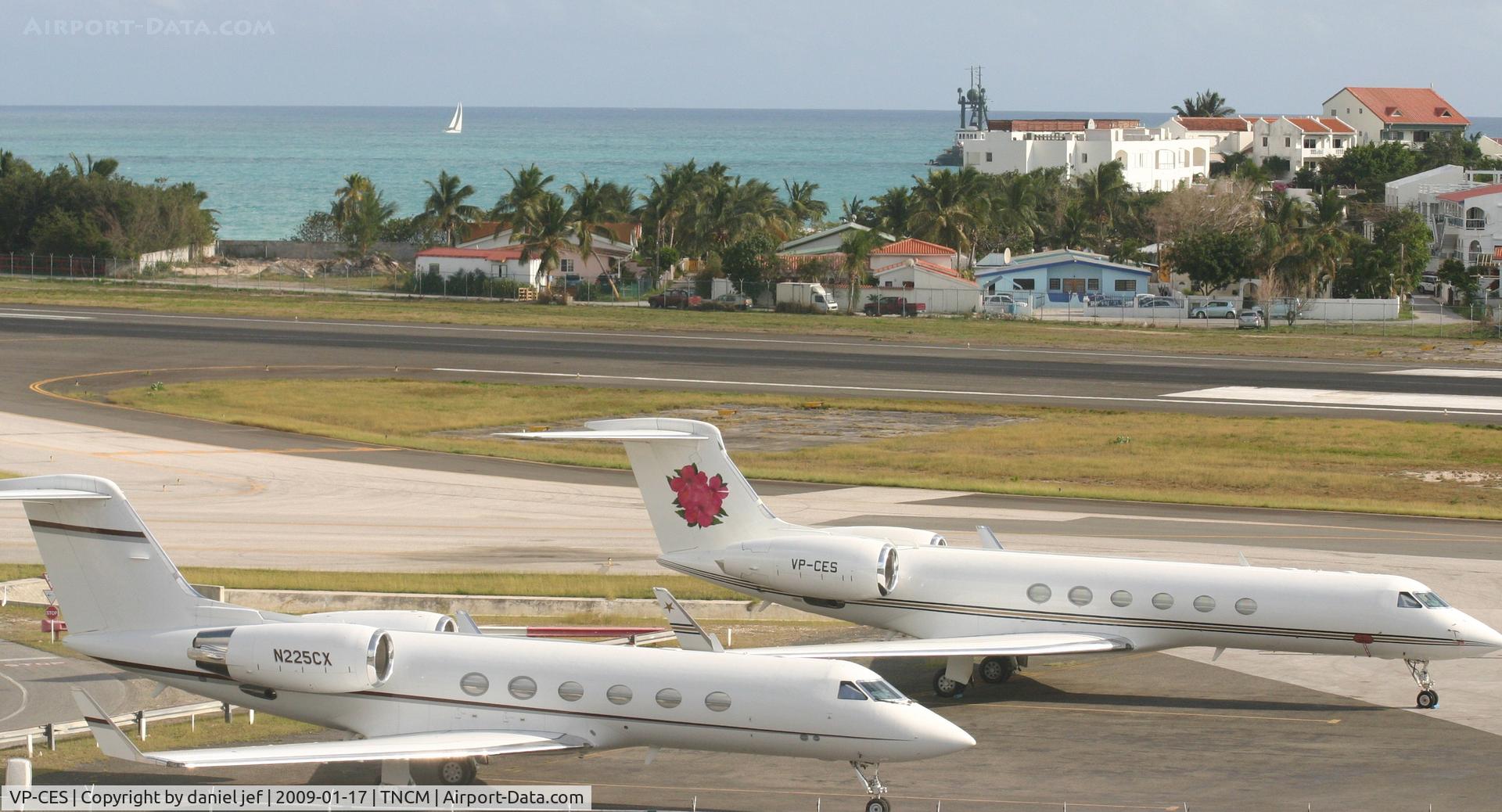 VP-CES, 2002 Gulfstream G-V C/N 669, park at the cargo ramp