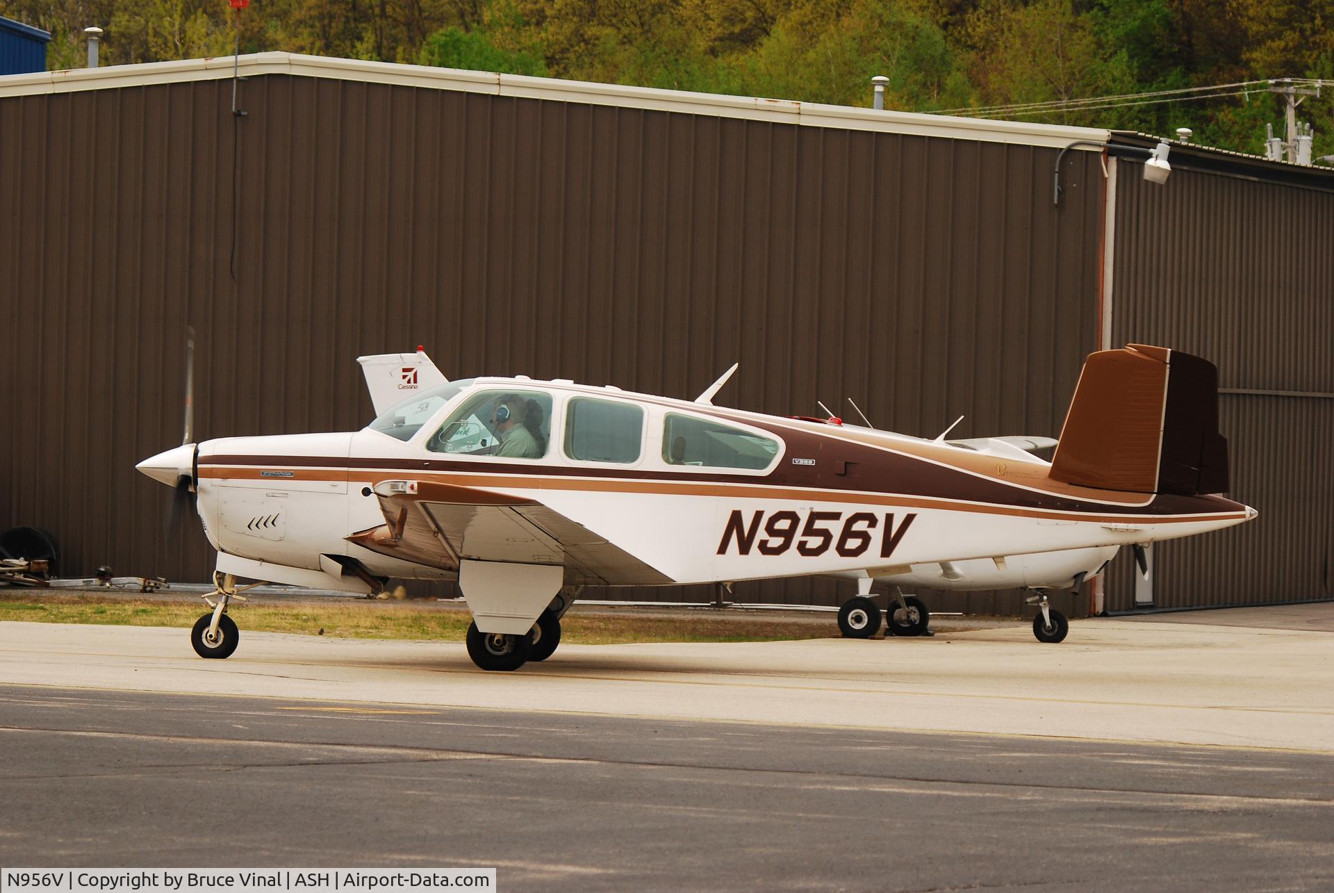 N956V, 1975 Beech V35B Bonanza C/N D-9817, Nashua's Boire Field