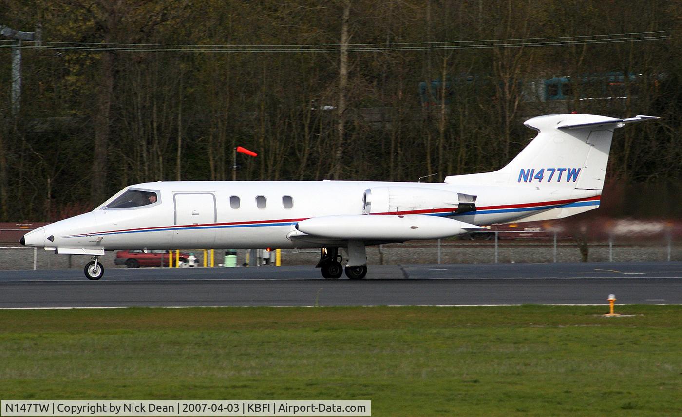 N147TW, 1968 Learjet Inc 25 C/N 023, KBFI