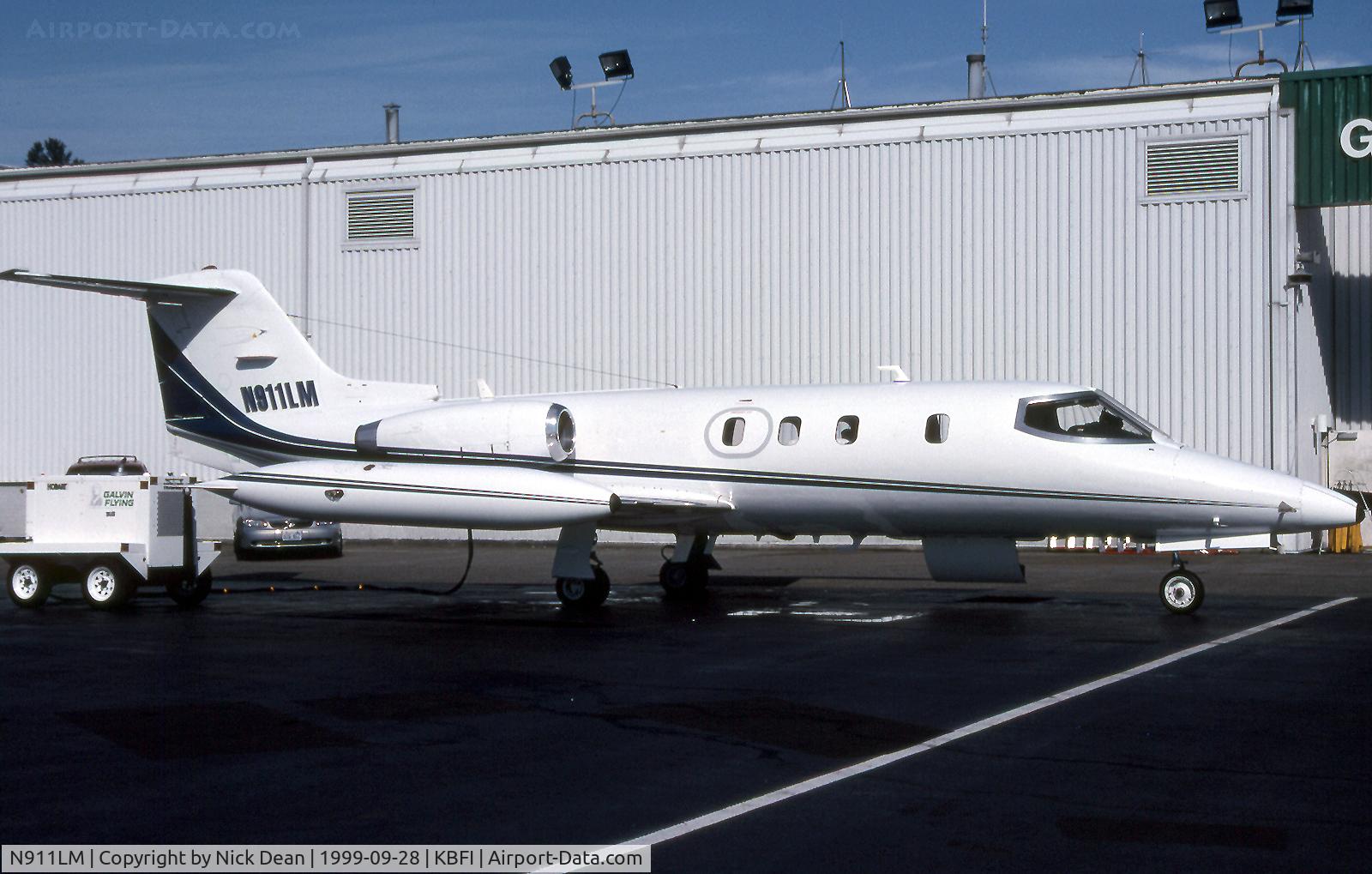 N911LM, 1971 Gates LearJet 25C C/N 070, KBFI Broken Up