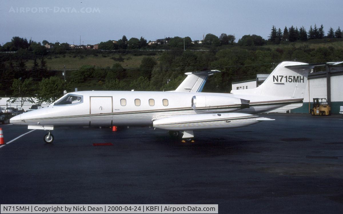 N715MH, 1973 Gates Learjet 25B C/N 132, KBFI