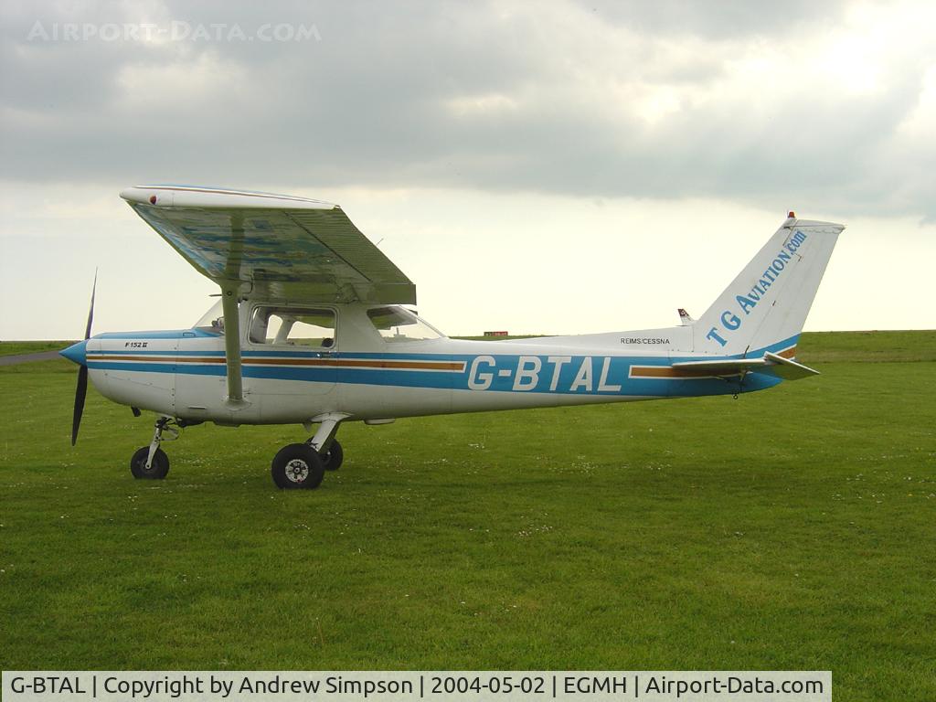 G-BTAL, 1978 Reims F152 C/N 1444, On the field at Manston.