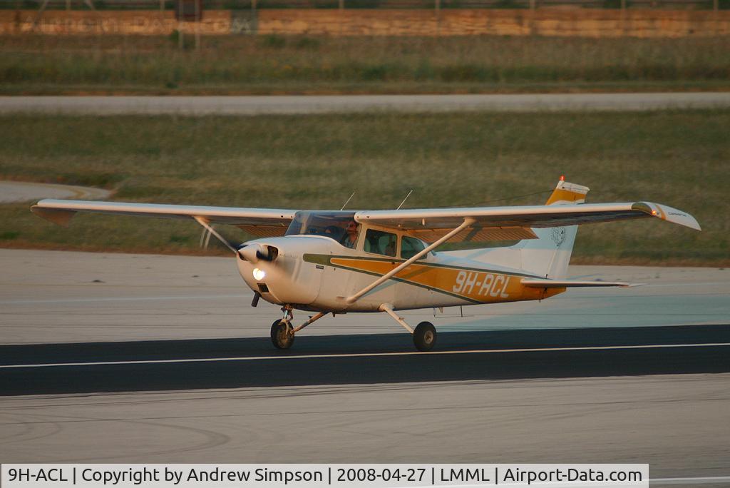 9H-ACL, Cessna 172M C/N 17260955, Landing at Malta in the low sun.