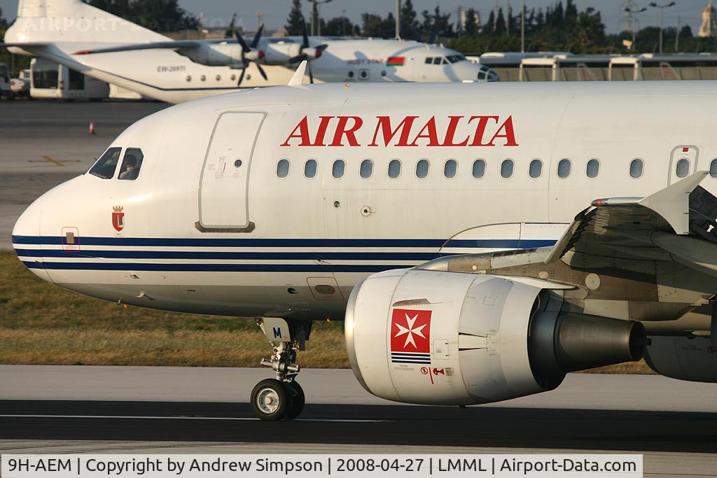 9H-AEM, 2005 Airbus A319-111 C/N 2382, Landing in Malta.