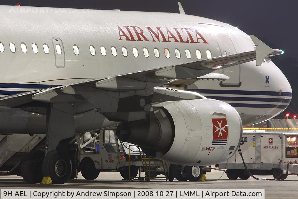 9H-AEL, 2004 Airbus A319-111 C/N 2332, Parked up for the night.
