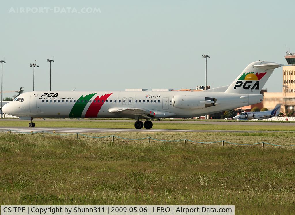 CS-TPF, 1999 Fokker 100 (F-28-0100) C/N 11258, Lining up rwy 32R for departure...