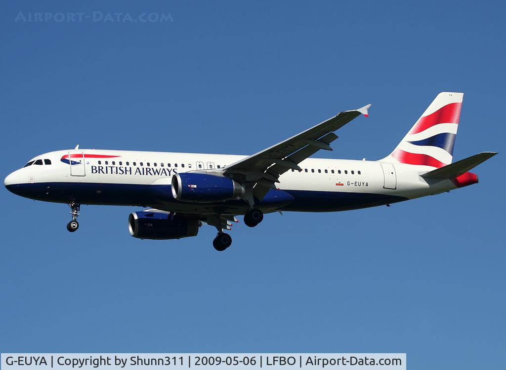 G-EUYA, 2008 Airbus A320-232 C/N 3697, Landing rwy 32L