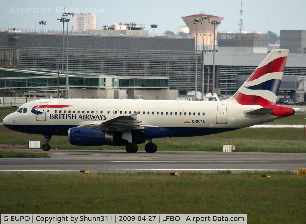 G-EUPO, 2000 Airbus A319-131 C/N 1279, Rolling to the terminal...