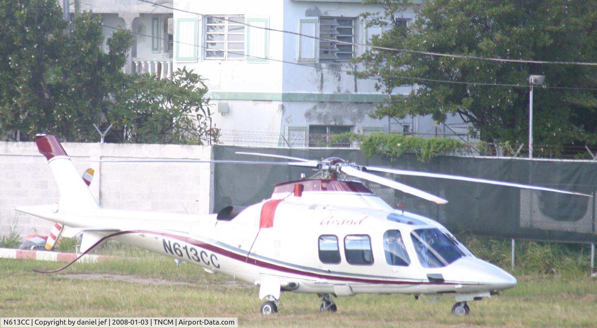 N613CC, 2007 Agusta A-109S C/N 22044, At the helipad
