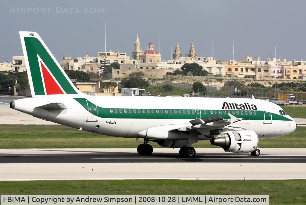 I-BIMA, 2002 Airbus A319-112 C/N 1722, Arriving in Malta.