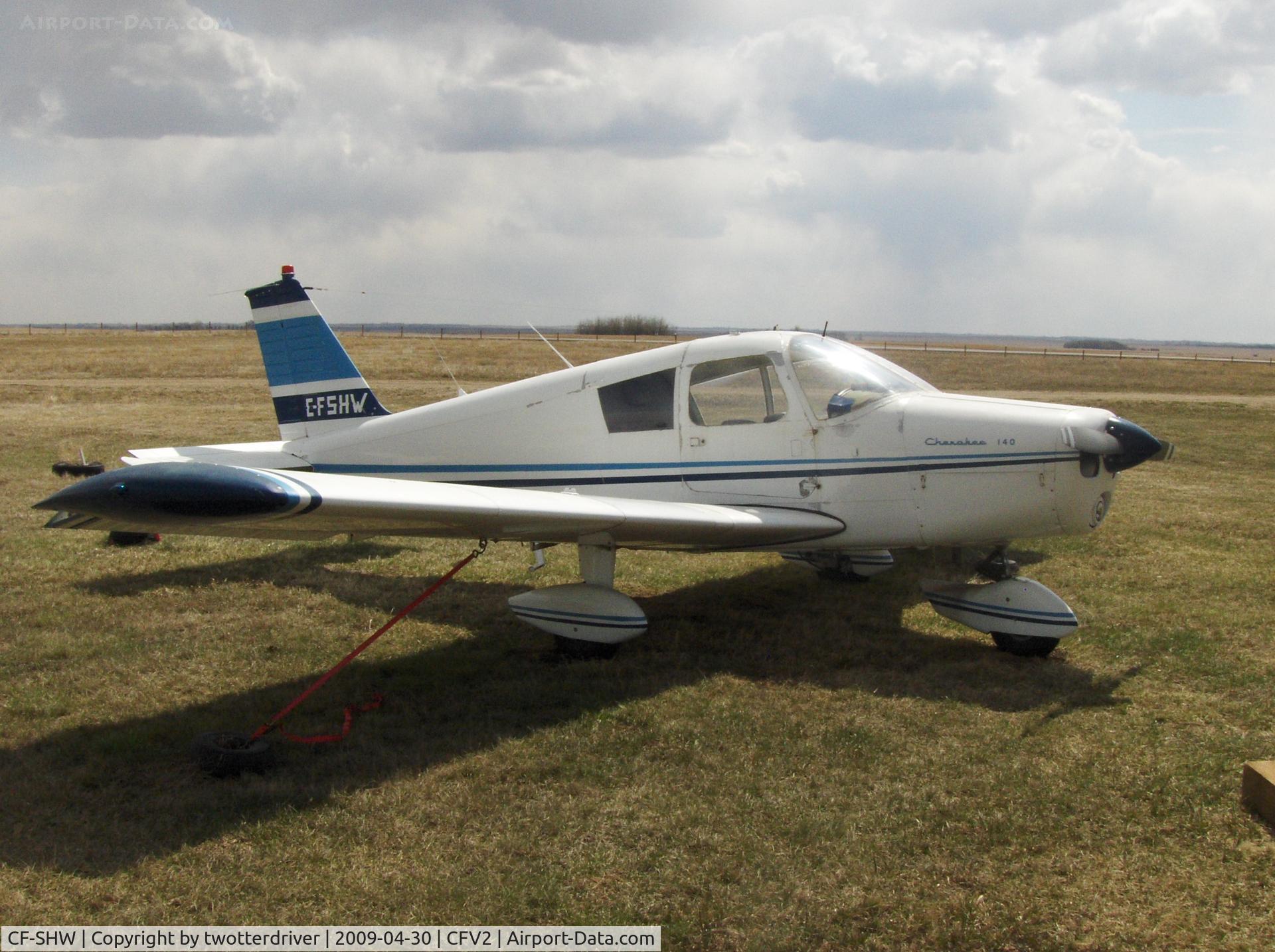 CF-SHW, 1965 Piper PA-28-140 C/N 28-20828, On The Ramp