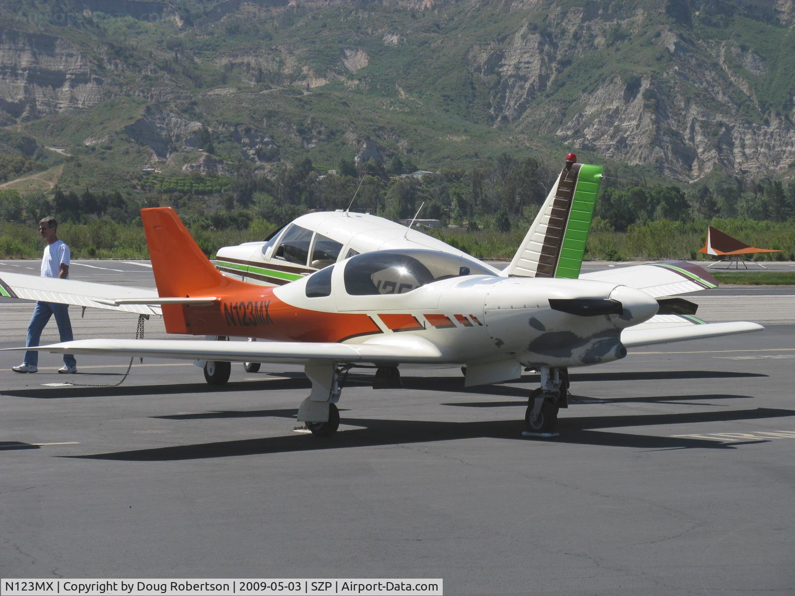 N123MX, 1988 Lancair 235 C/N 131, 1988 Maxwell LANCAIR 235, Lycoming O-320-D2 160 Hp