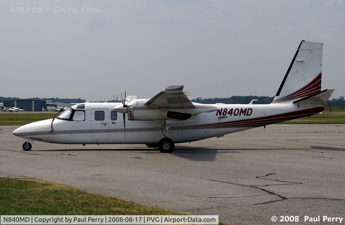 N840MD, Rockwell International 690C C/N 11693, Dropped in for a short spell
