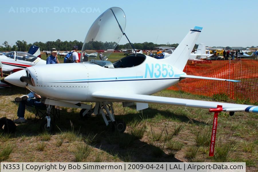 N353, 1999 Questair Venture 20 C/N AT-7, Sun N Fun 2009 - Lakeland, Florida