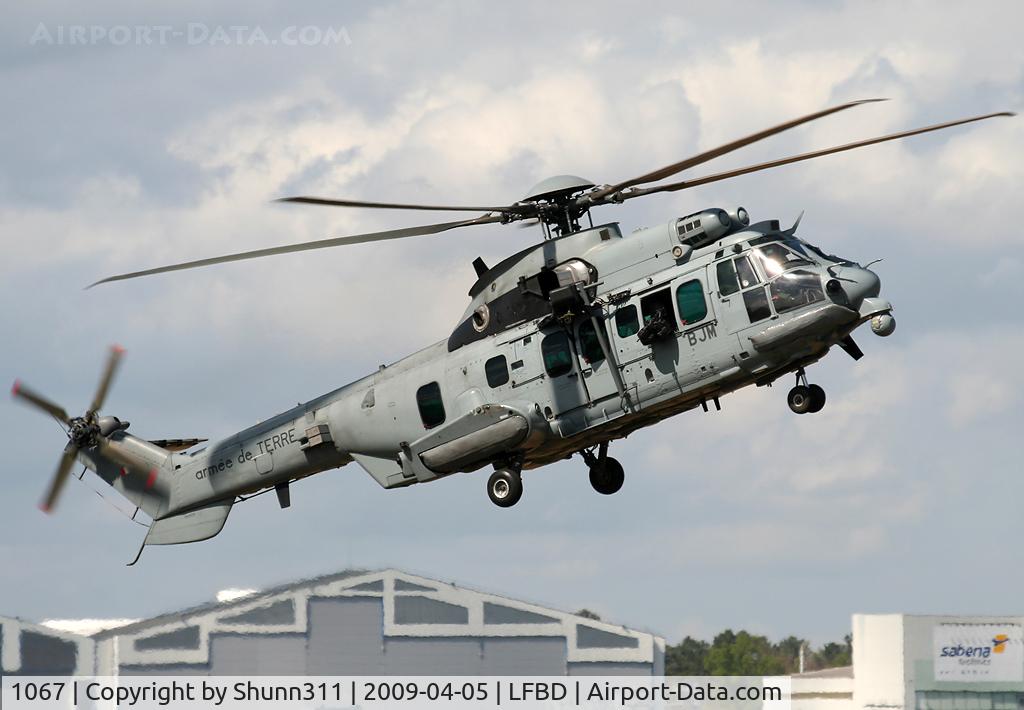 1067, Aérospatiale SA-330B Puma C/N 1067, Used as a demo during BA106 Open Day 2009