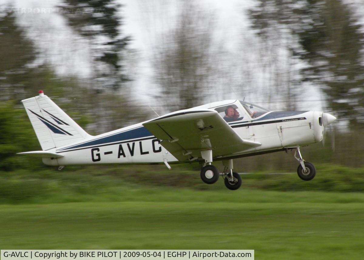 G-AVLC, 1967 Piper PA-28-140 Cherokee C/N 28-23178, LIMA CHARLIE JUST OFF RWY 26