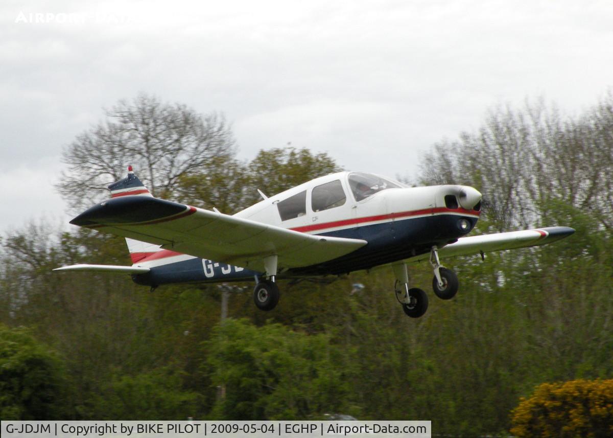 G-JDJM, 1970 Piper PA-28-140 Cherokee C/N 28-26877, DEPARTING RWY 26