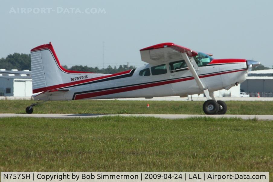 N7575H, 1977 Cessna A185F Skywagon 185 C/N 18503400, Departing Sun N Fun 2009 - Lakeland, Florida