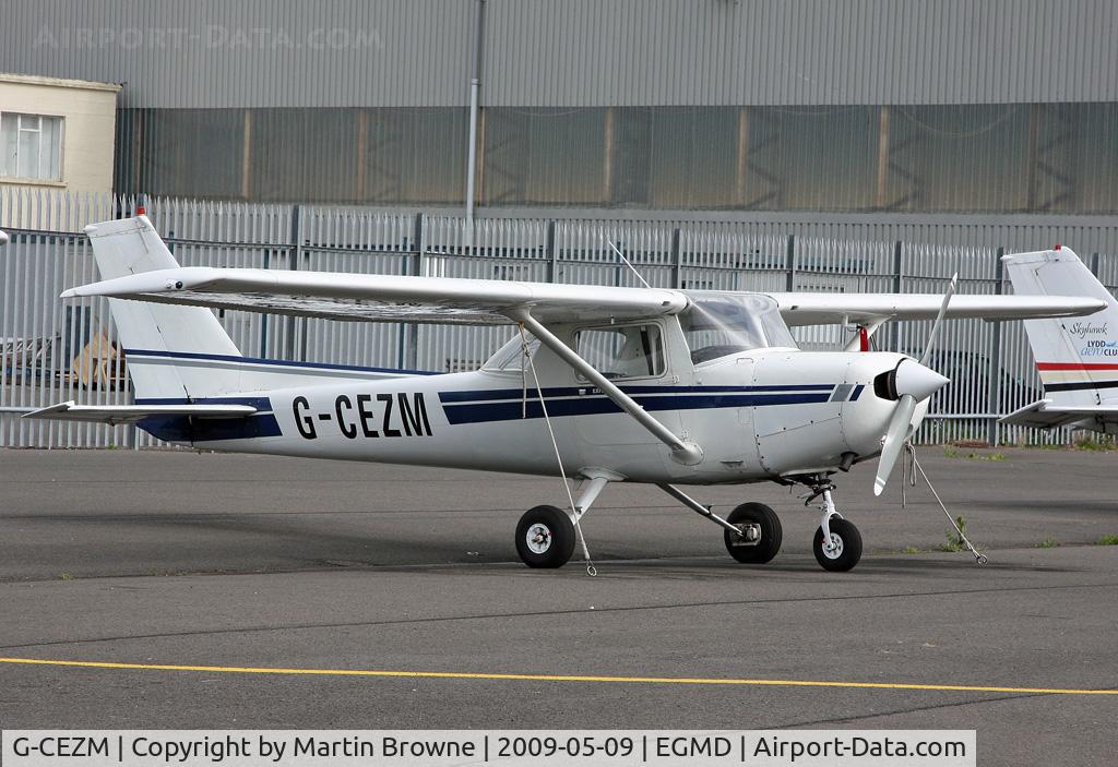 G-CEZM, 1981 Cessna 152 C/N 15285179, CESSNA 152
