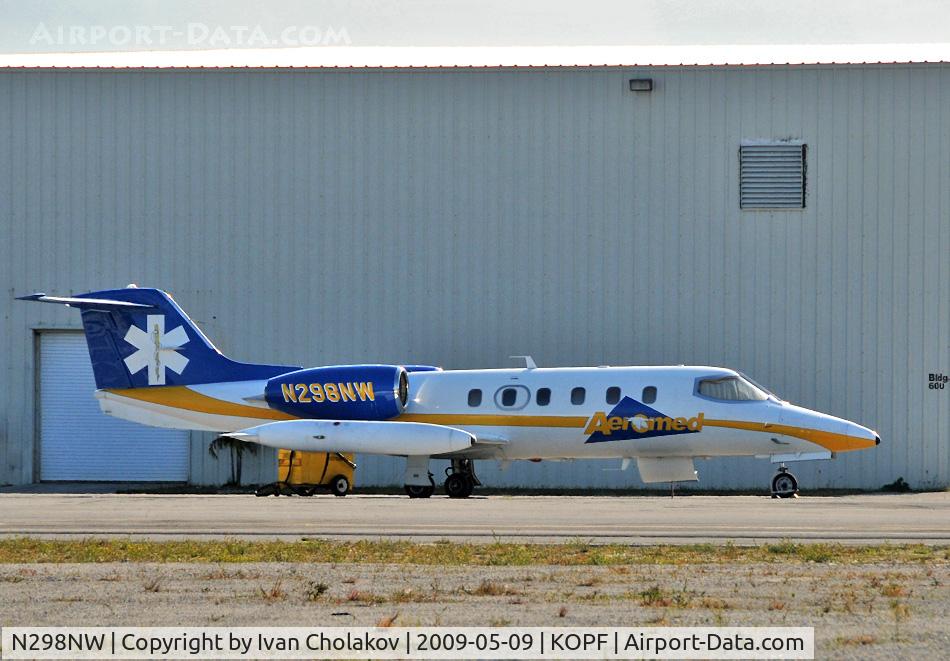N298NW, 1980 Learjet 35A C/N 35-298, Med evac