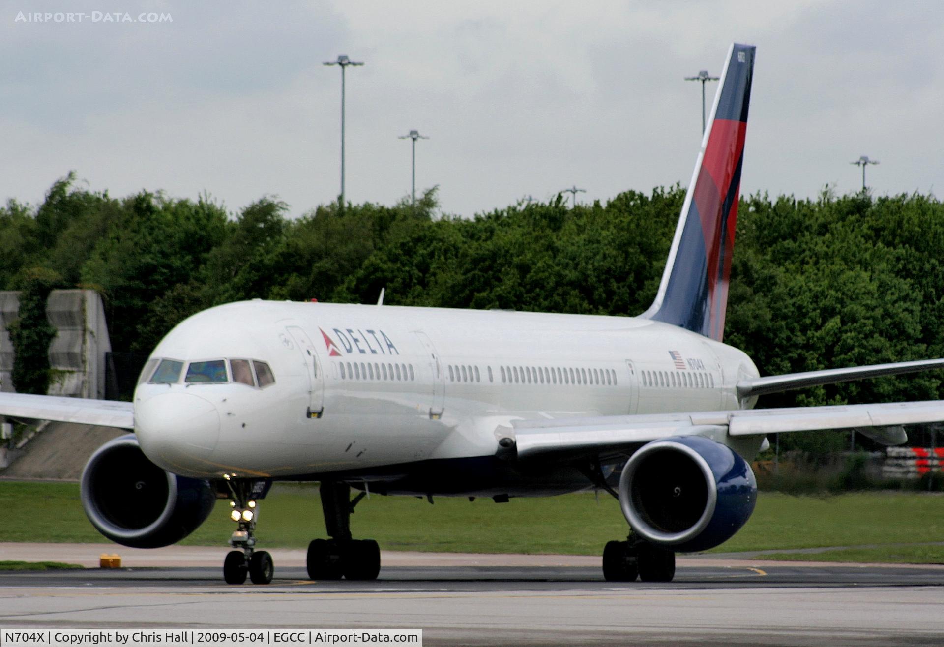 N704X, 1997 Boeing 757-2Q8 C/N 28163, Delta