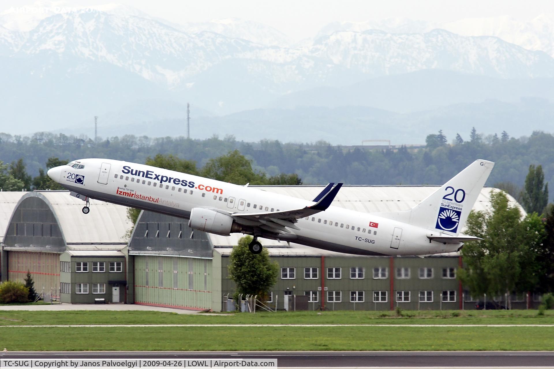 TC-SUG, 2002 Boeing 737-8CX C/N 32365, 20 years Sunexpress take off LNZ