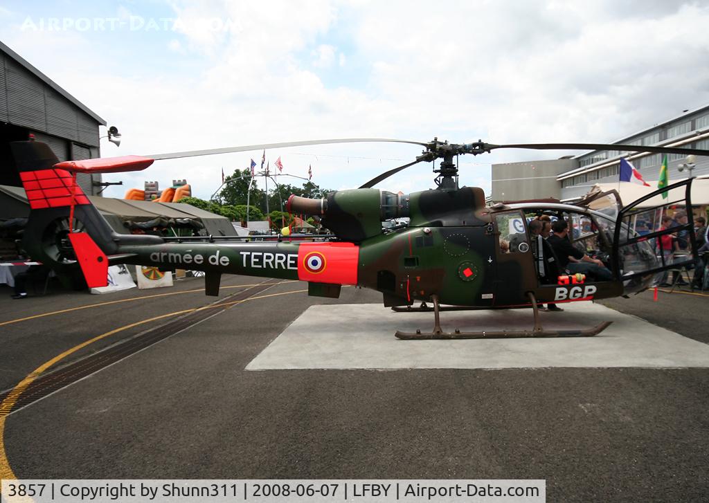 3857, Aérospatiale SA-342M Gazelle C/N 3857, Used as a static aircraft guring LFBY Open Day 2008