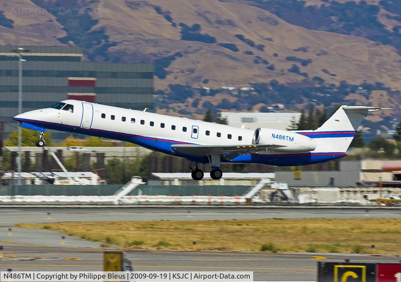 N486TM, 2000 Embraer ERJ-135ER (EMB-135ER) C/N 145364, INtel bizzjet taking off from rwy 30R. It's a real shuttle over here.